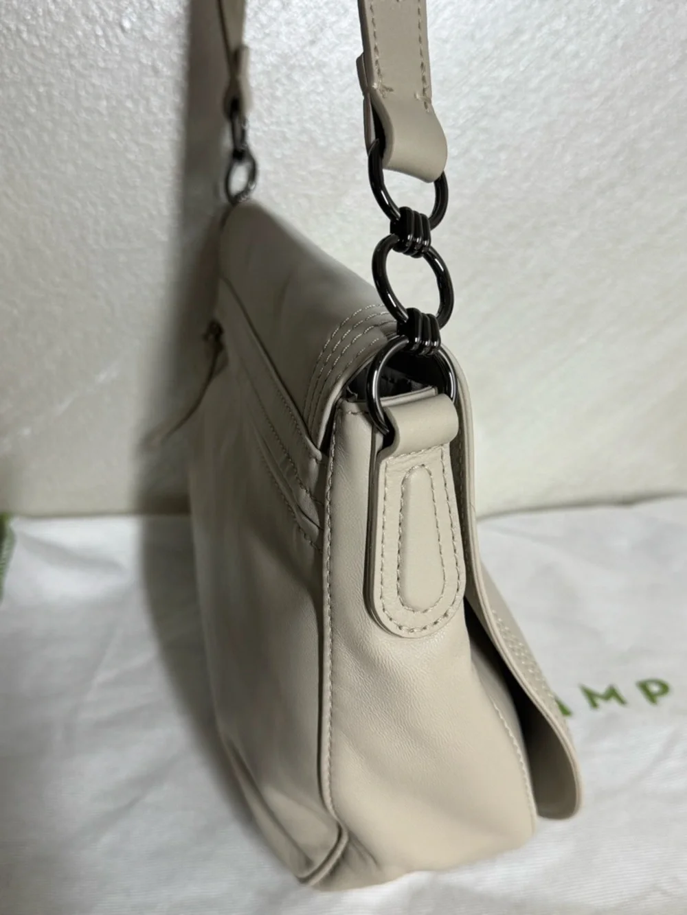 Longchamp Light Beige Leather Saddle Shoulder Hobo Bag